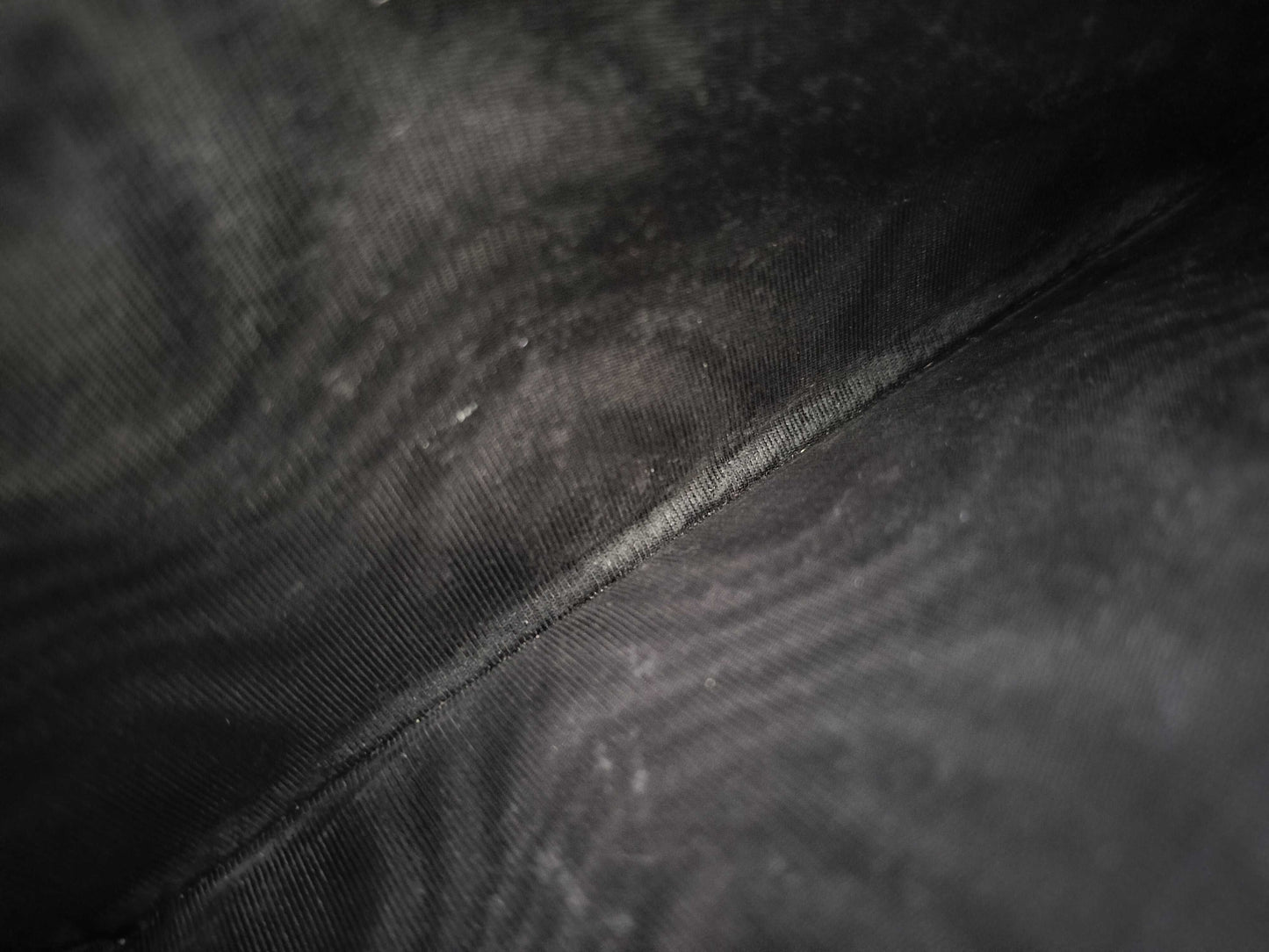 SAINT LAURENT Round Zip Long Wallet