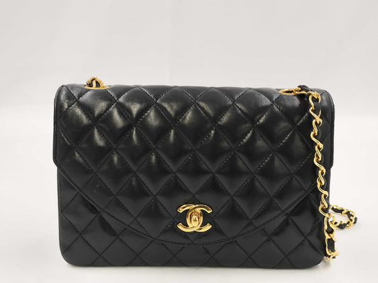 CHANEL Matelasse Lambskin Shoulder Bag