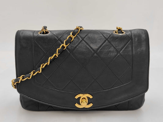 CHANEL Diana 22 Matelasse Lambskin Shoulder Bag