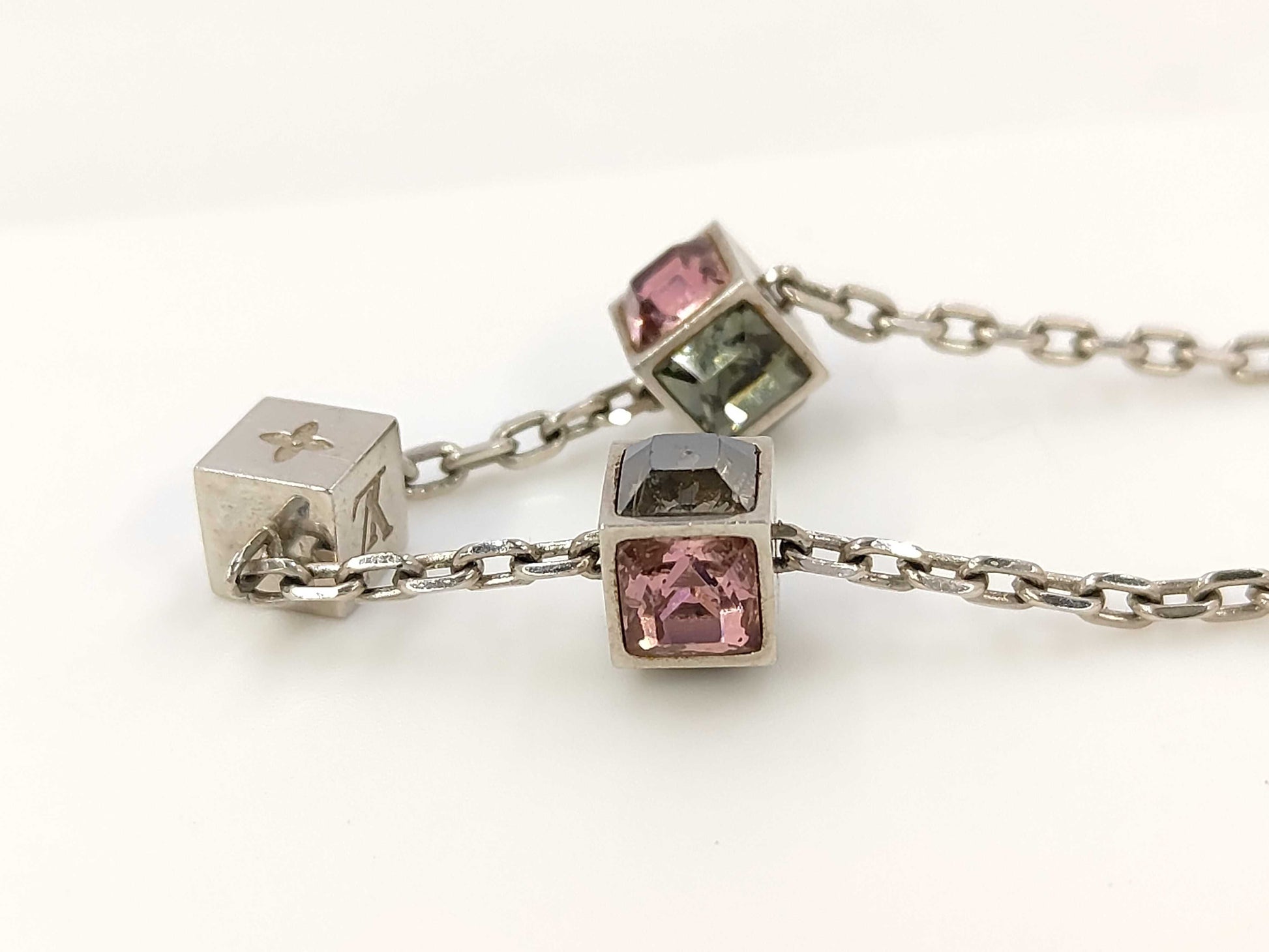 LOUIS VUITTON Collier Gamble Necklace M65232 Necklace