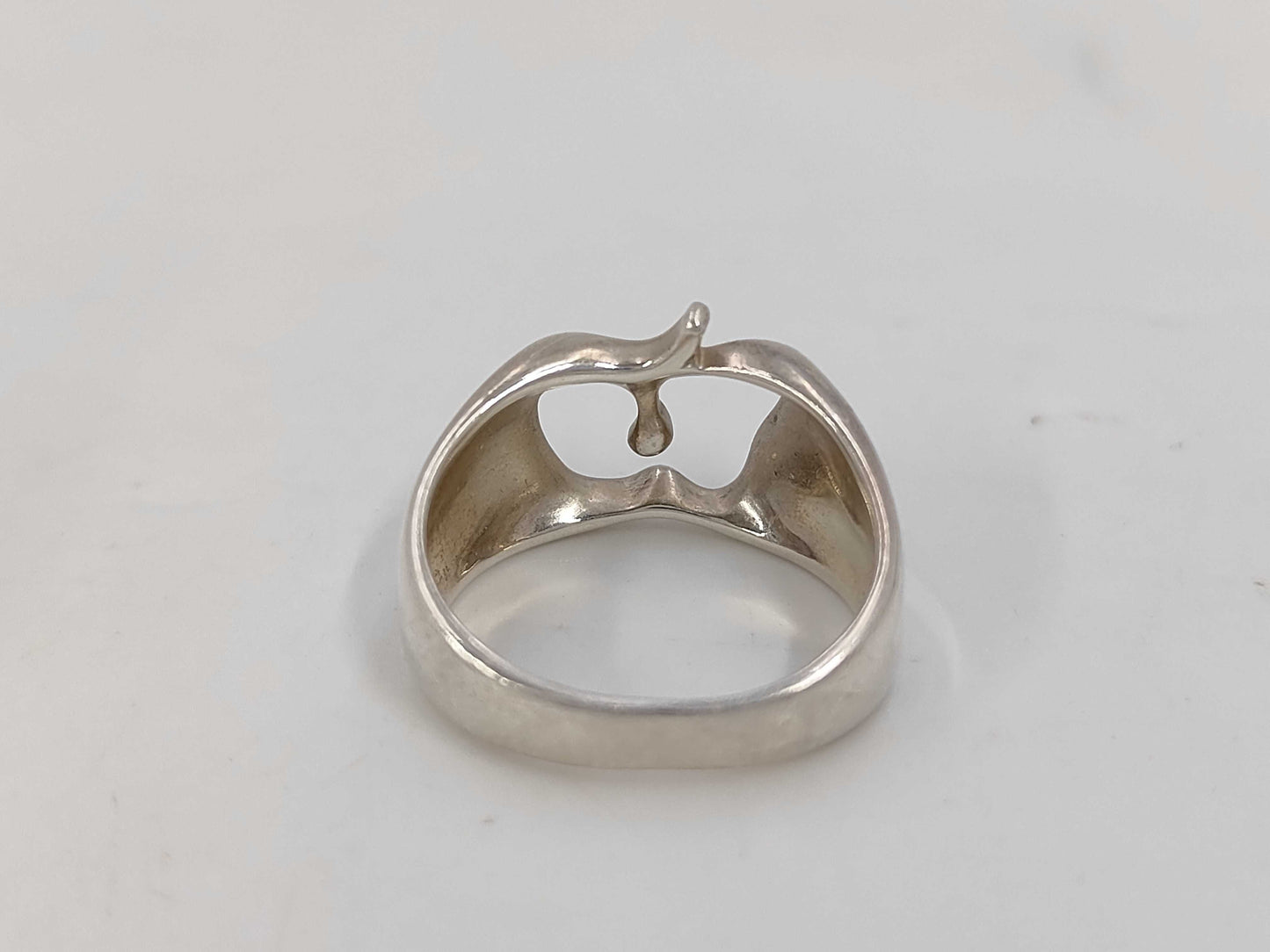 Tiffany & Co. Apple Ring 4.3g Ring