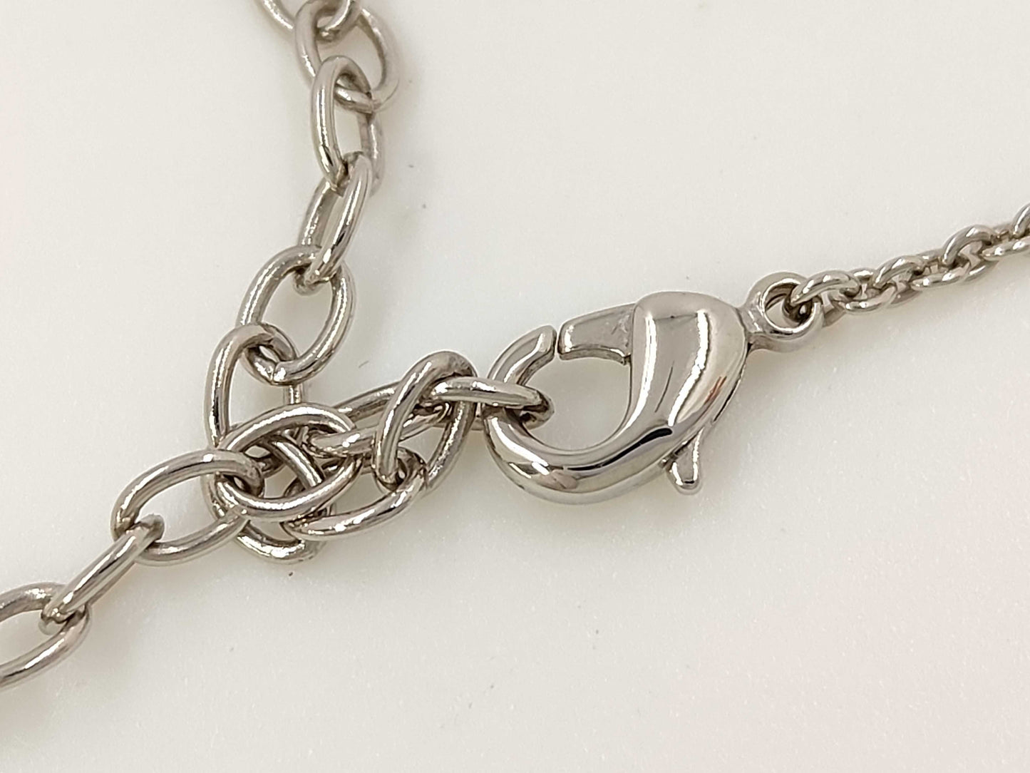 LOUIS VUITTON Necklace - LV Iconic M02751 Necklace