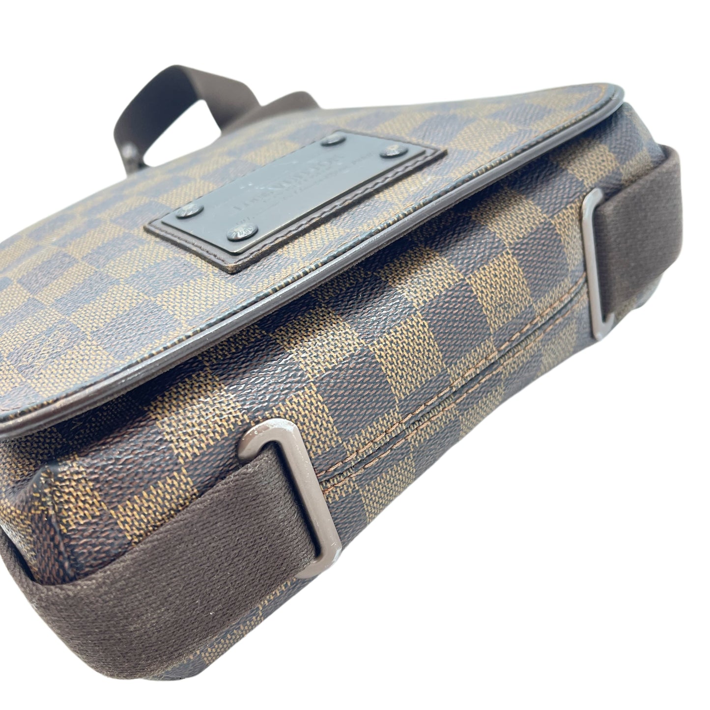 LOUIS VUITTON Damier Brooklyn PM Shoulder Bag