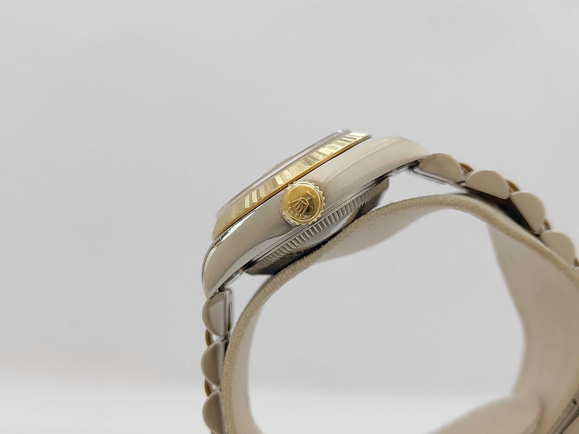 ROLEX 69173G T147210 Champagne Dial Jubilee Bracelet Women's Watch