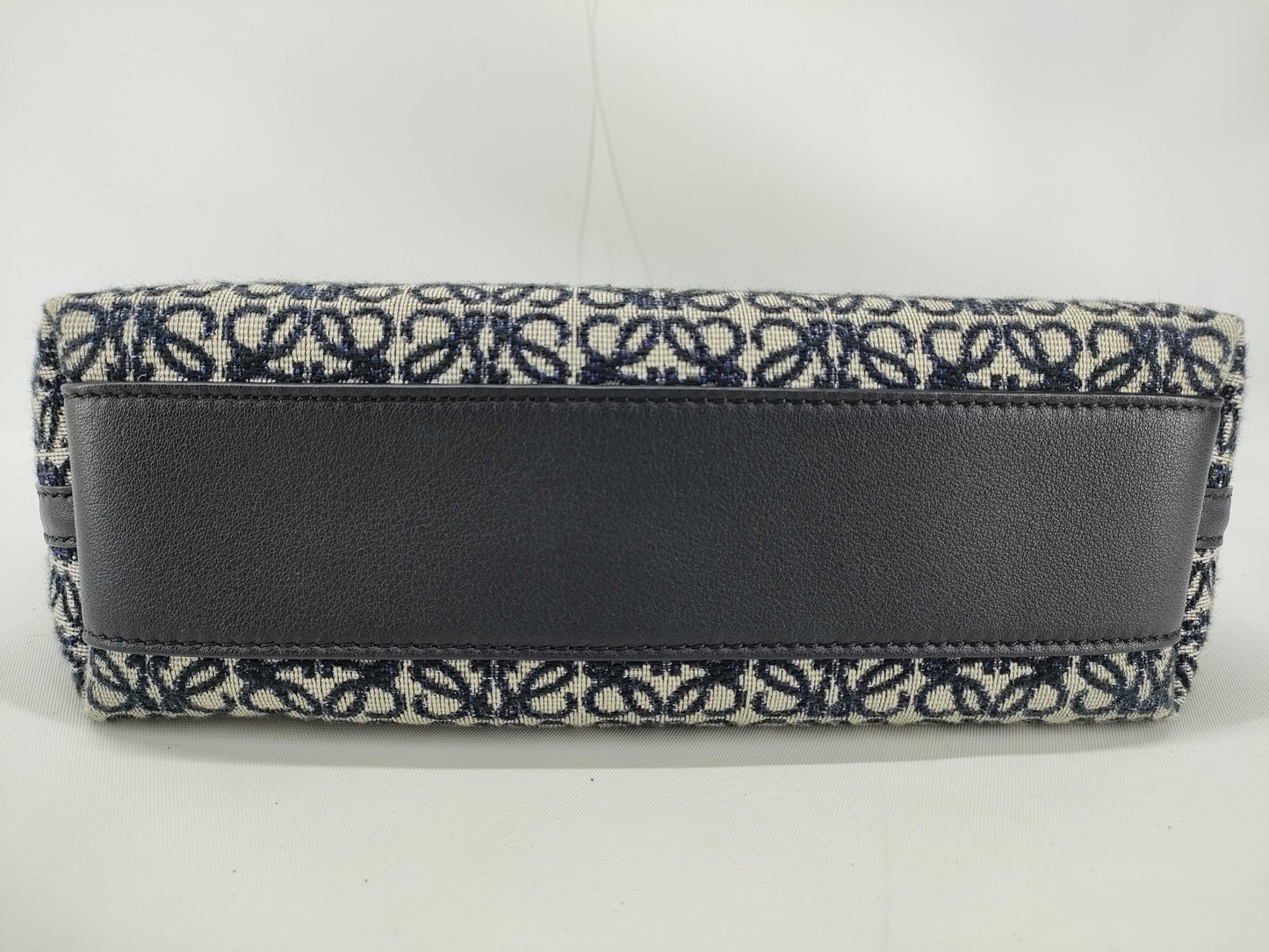 LOEWE LOEWE Flamenco Clutch Mini Clutch Bag - Clutch Bag