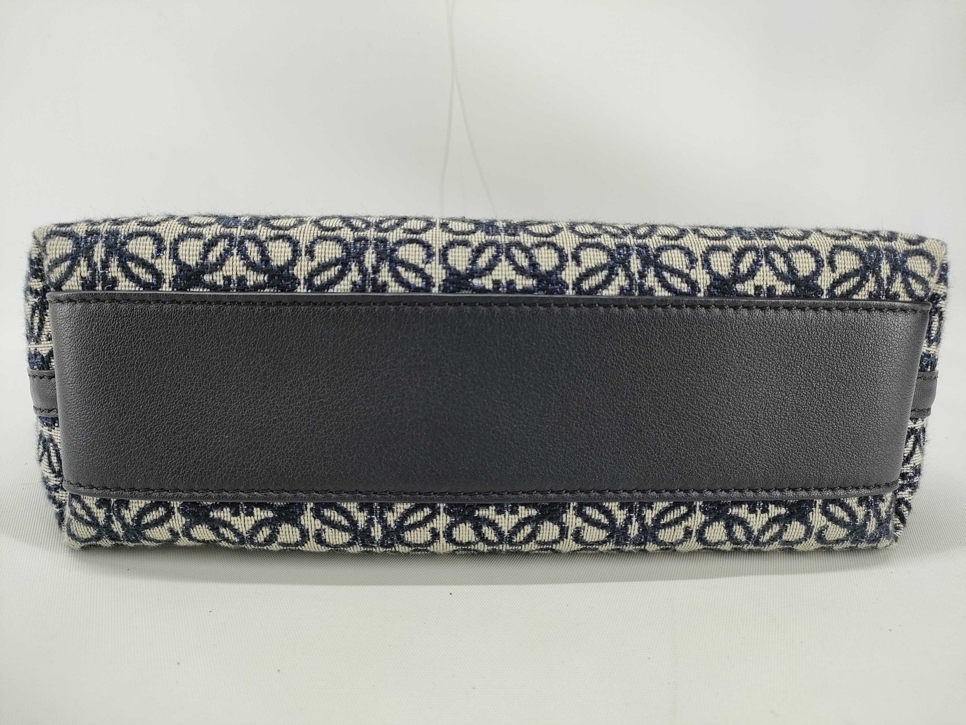 LOEWE LOEWE Flamenco Clutch Mini Clutch Bag - Clutch Bag