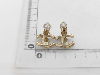 CHANEL A17P Earrings