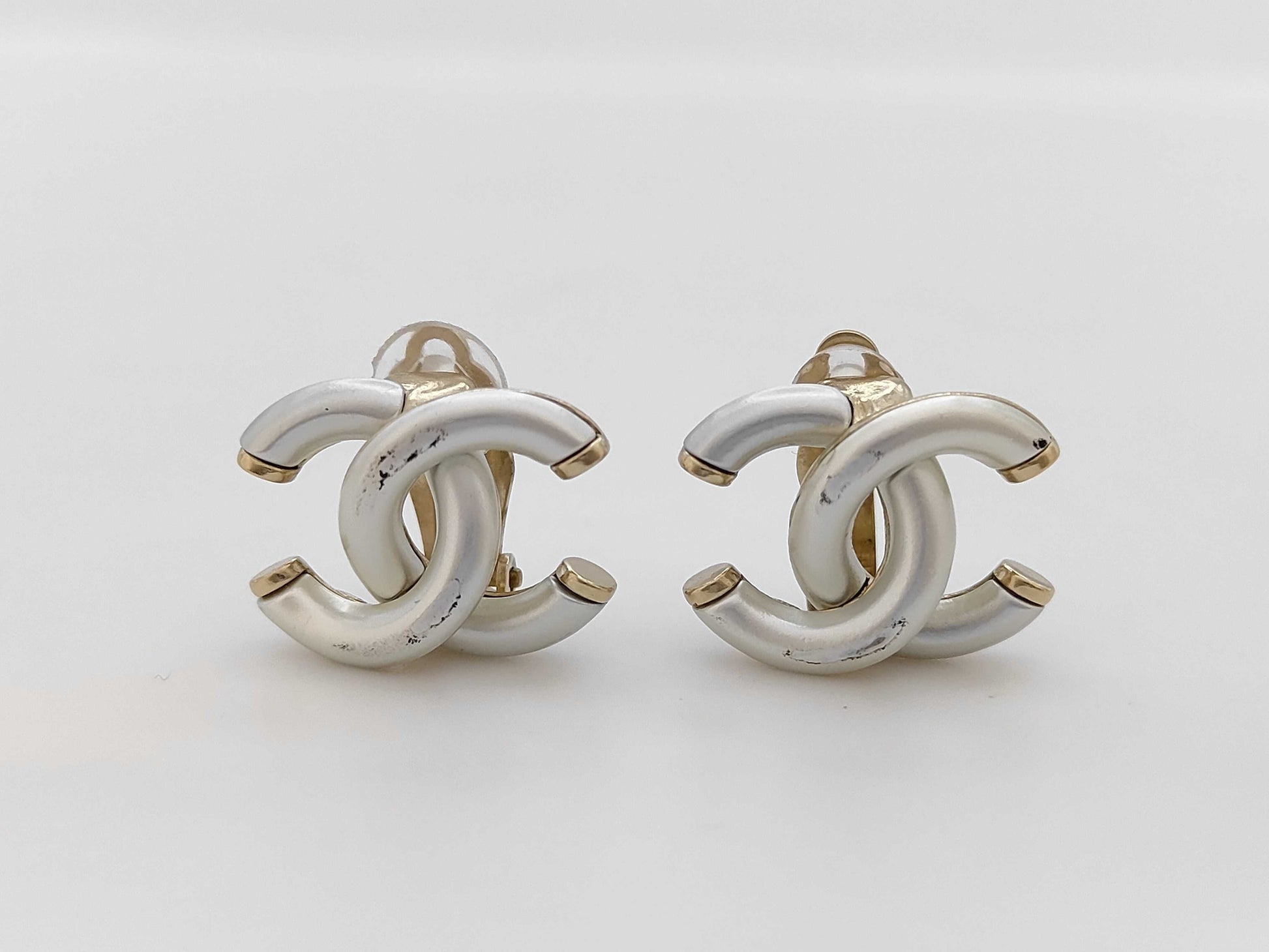 CHANEL A17P Earrings