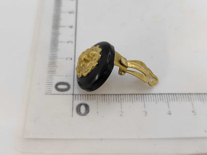 CHANEL Lion Motif 94A Earrings