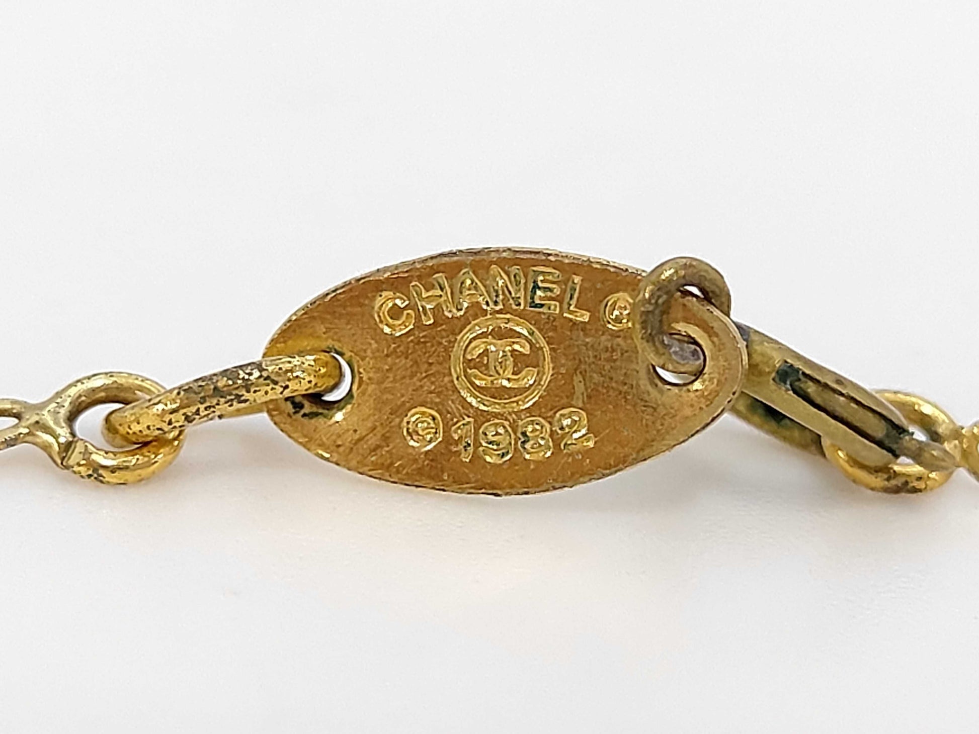 CHANEL Gold Necklace