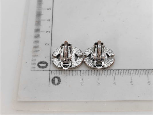 CHANEL 01P Earrings