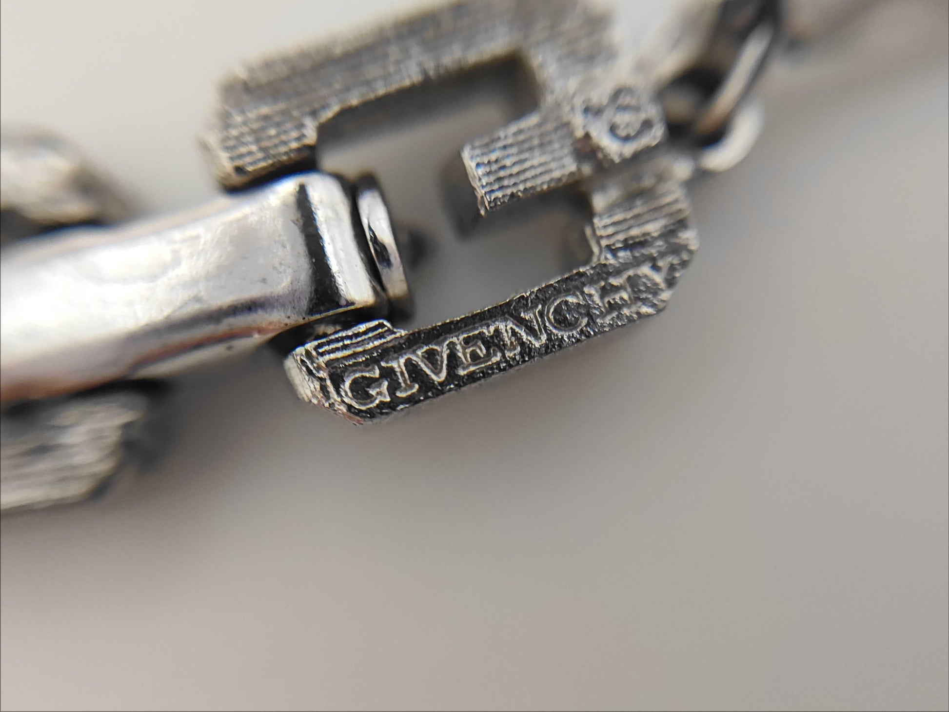 GIVENCHY Necklace