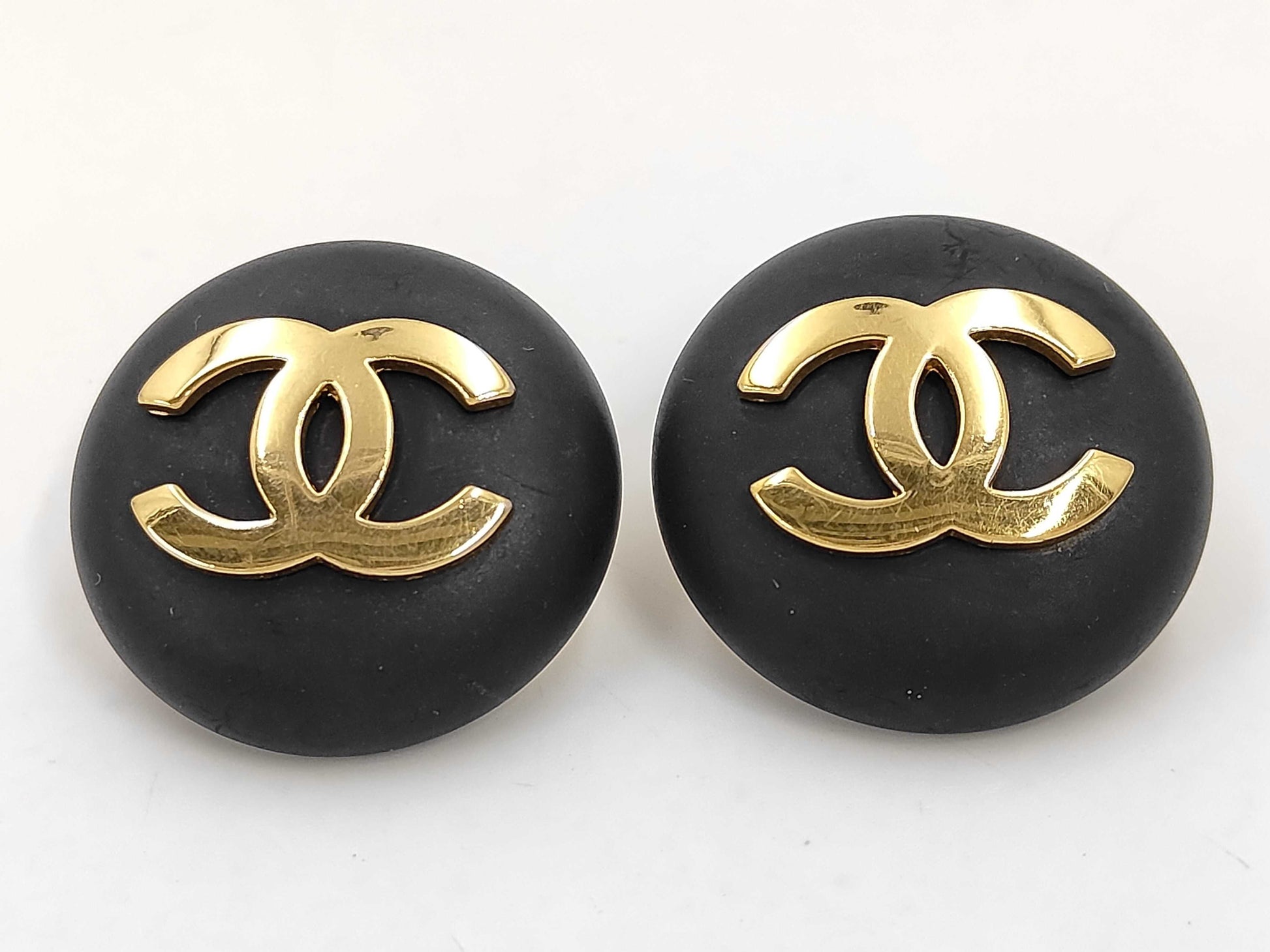 CHANEL CHANEL Earrings, Coco Mark, Black x Gold, 2 4 Engraved, Big Size Earrings