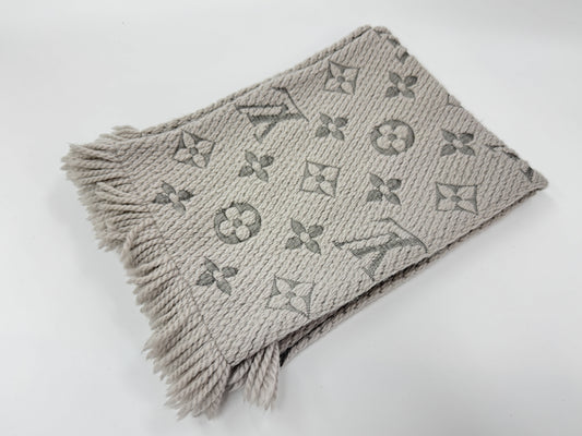LOUIS VUITTON Echarpe Scarf with Tag Other Accessories