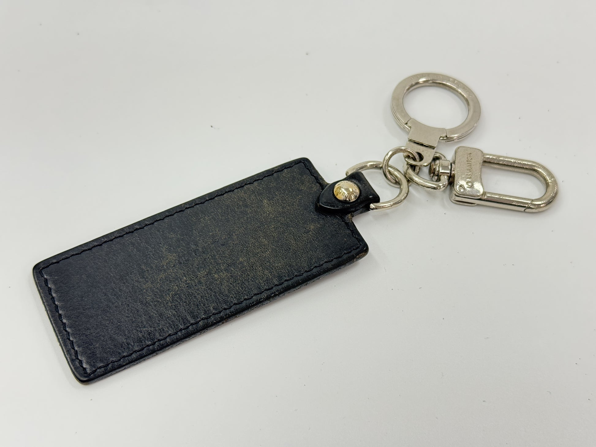 LOUIS VUITTON LV Key Ring Keychain Key Case Keychain