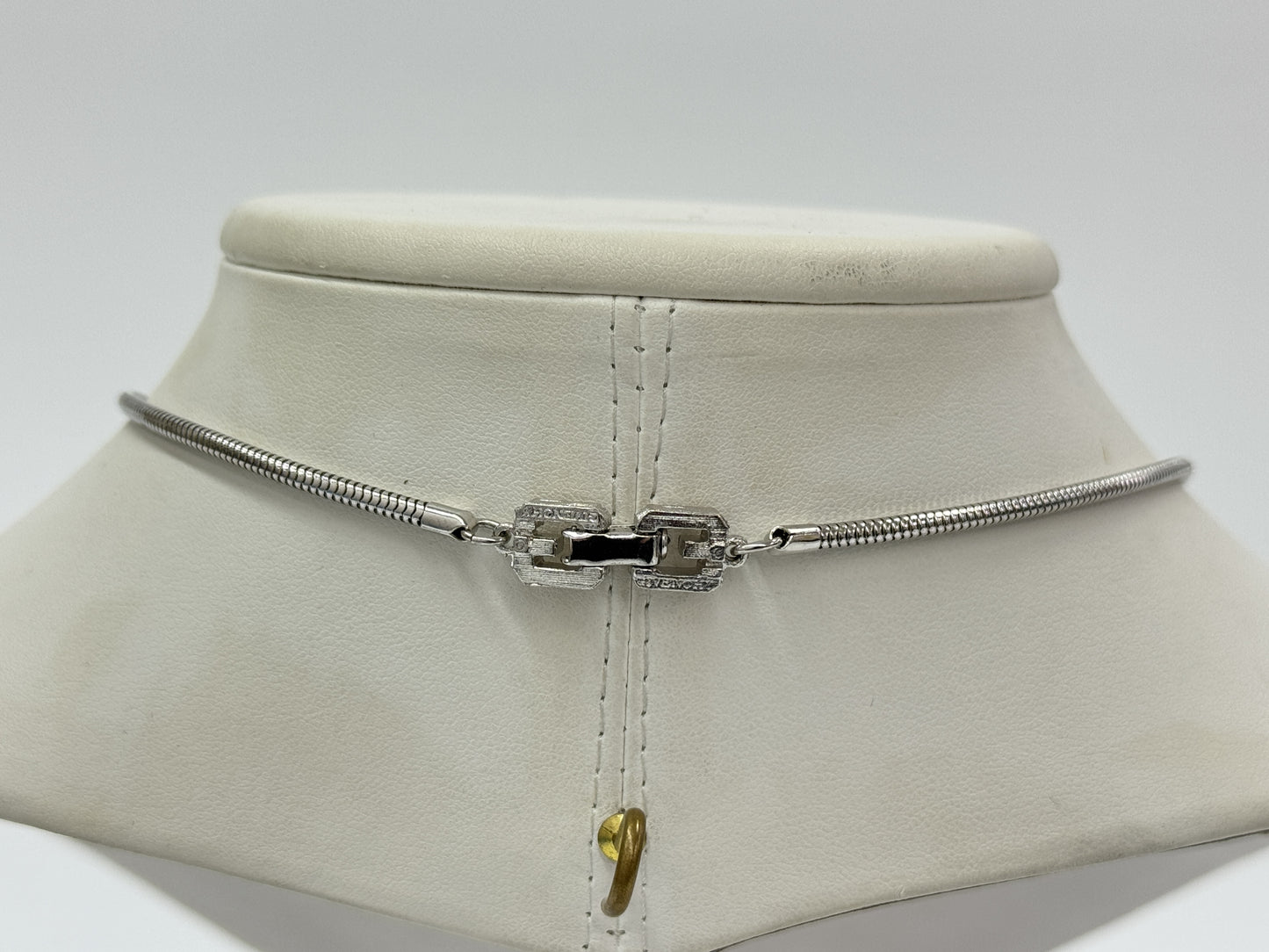 GIVENCHY Givenchy Necklace Pendant Necklace