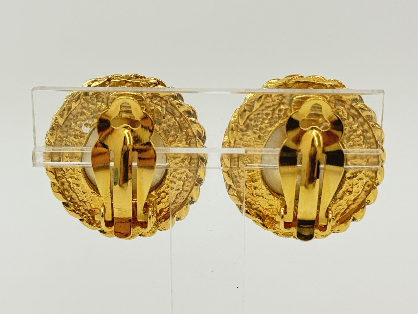 CHANEL Pearl Earrings