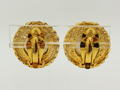 CHANEL Pearl Earrings