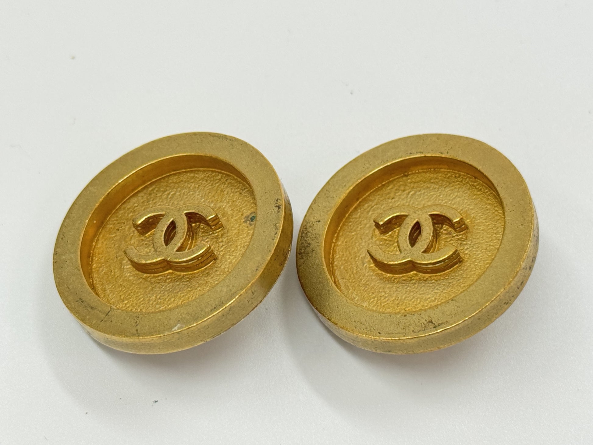 CHANEL Coco Mark Coco Earrings with Rice 94P Earrings