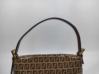 FENDI Mamma Zucchino Enamel Mamma Bucket Shoulder Bag