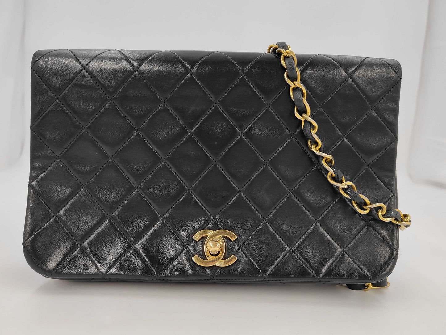 CHANEL Lamb Single Flap No. 1 Seal Shoulder Bag