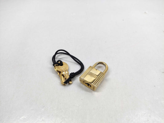 HERMES Cadena with 2 keys and other accessories