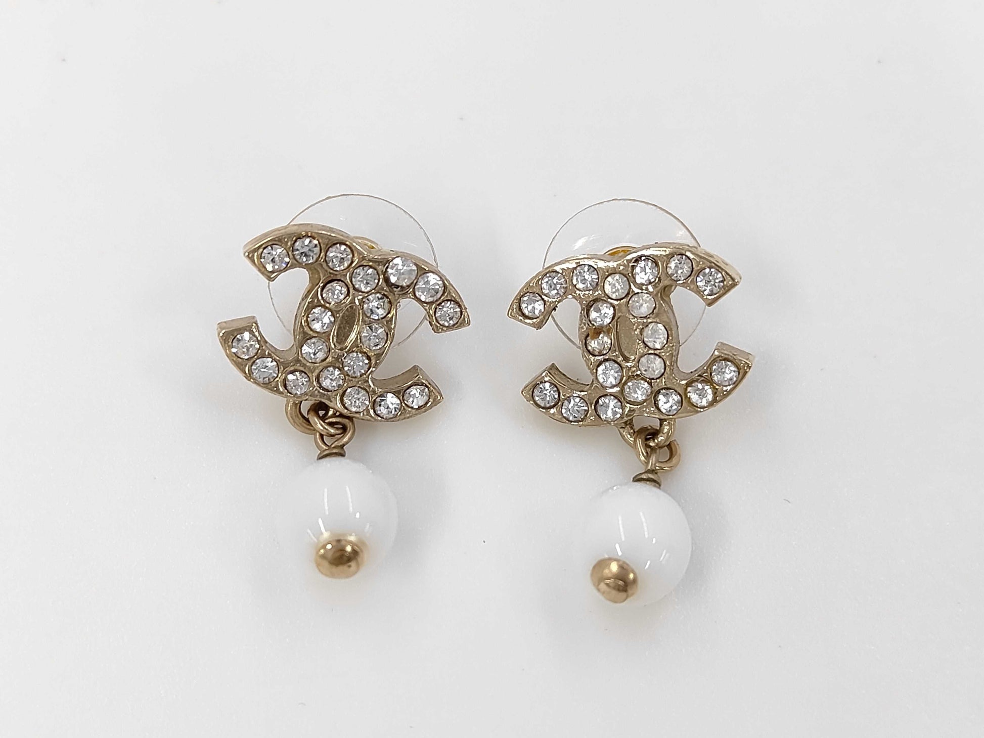 CHANEL F Pearl Coco Mark Swing Earrings