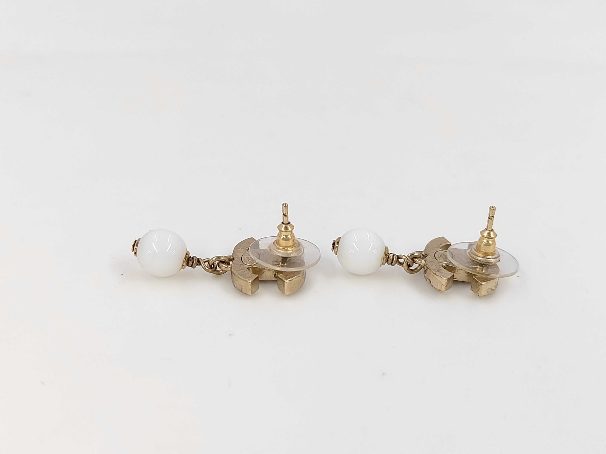 CHANEL F Pearl Coco Mark Swing Earrings