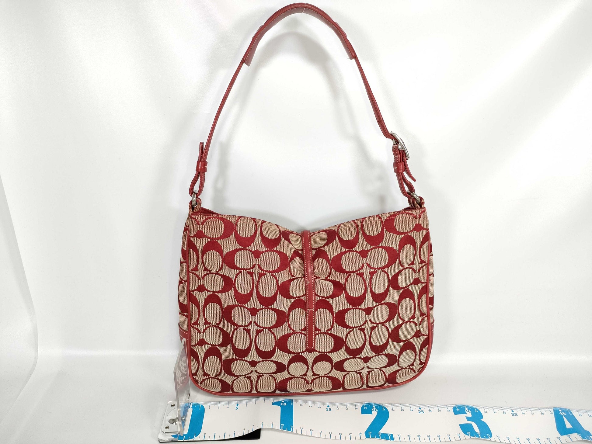 COACH Signature Coach One-Shoulder Bag Shoulder Bag