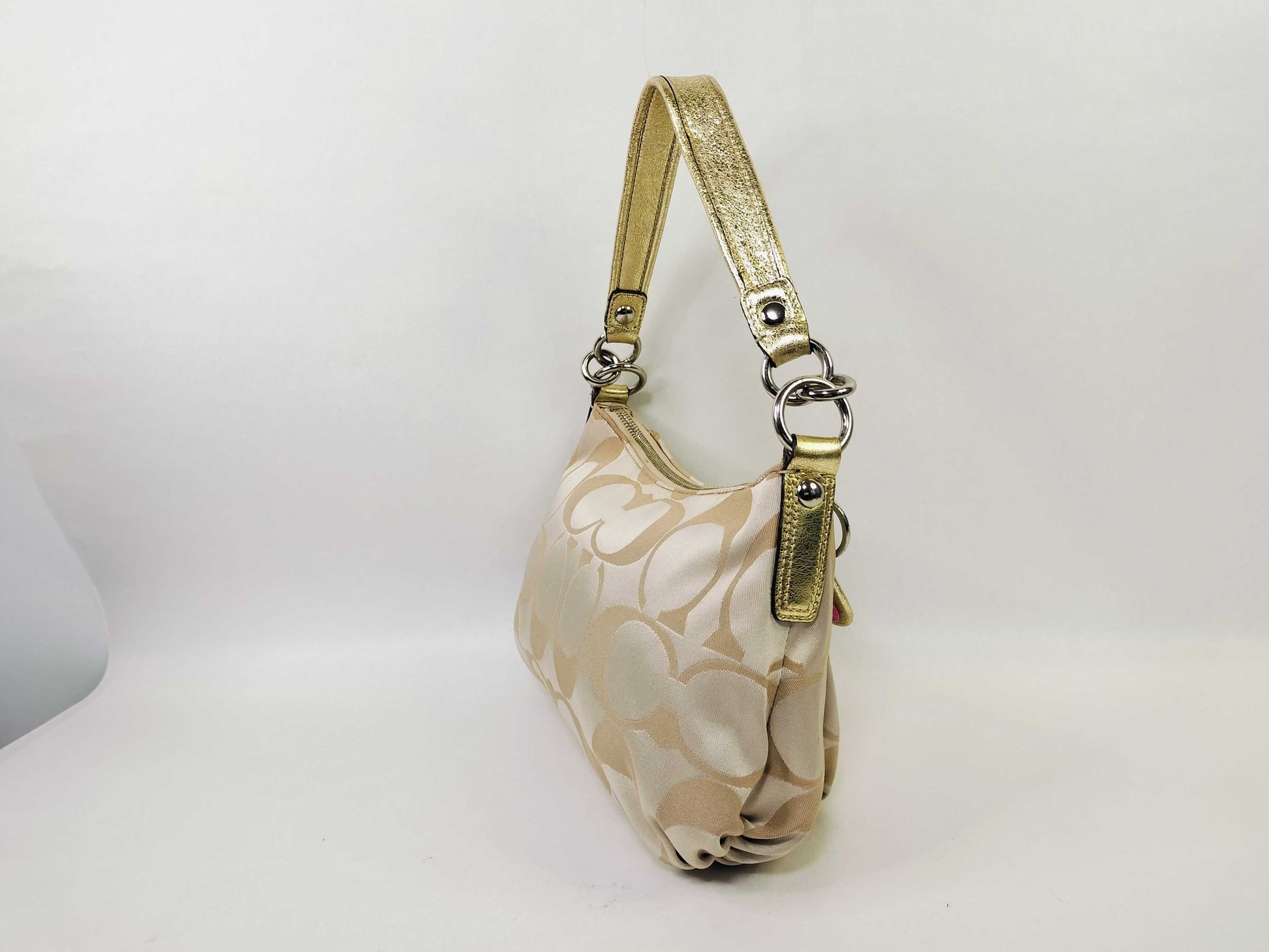 COACH Signature Coach Shoulder Bag Shoulder Bag