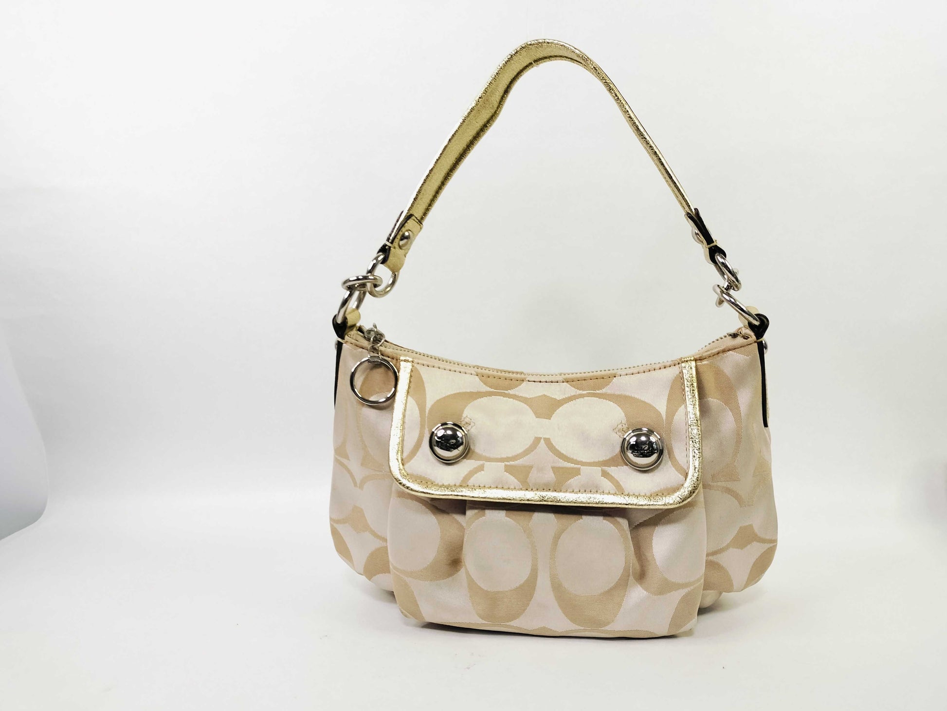 COACH Signature Coach Shoulder Bag Shoulder Bag