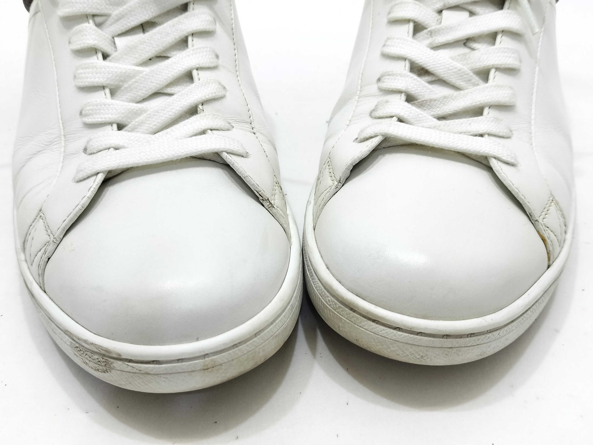 LOUIS VUITTON LV Sneakers White Sneakers
