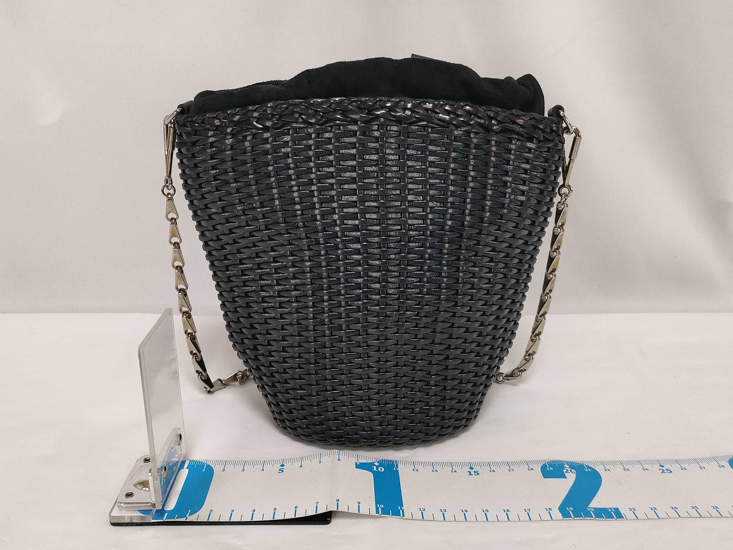 GUCCI Basket Drawstring Shoulder Bag