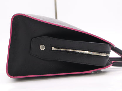 LOUIS VUITTON M54149 Epi Vaneau GM Noir Handbag with Shoulder Strap