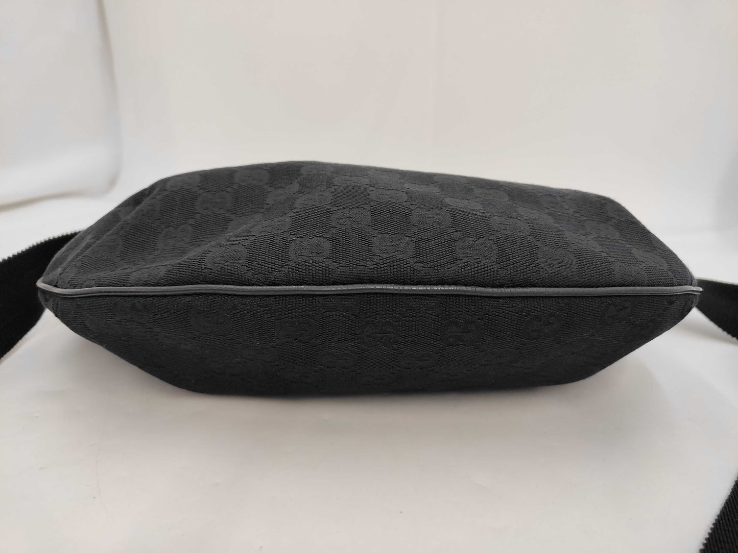 GUCCI GG Canvas and Leather Shoulder Bag, Black, with Dust Bag, 002123 Shoulder Bag