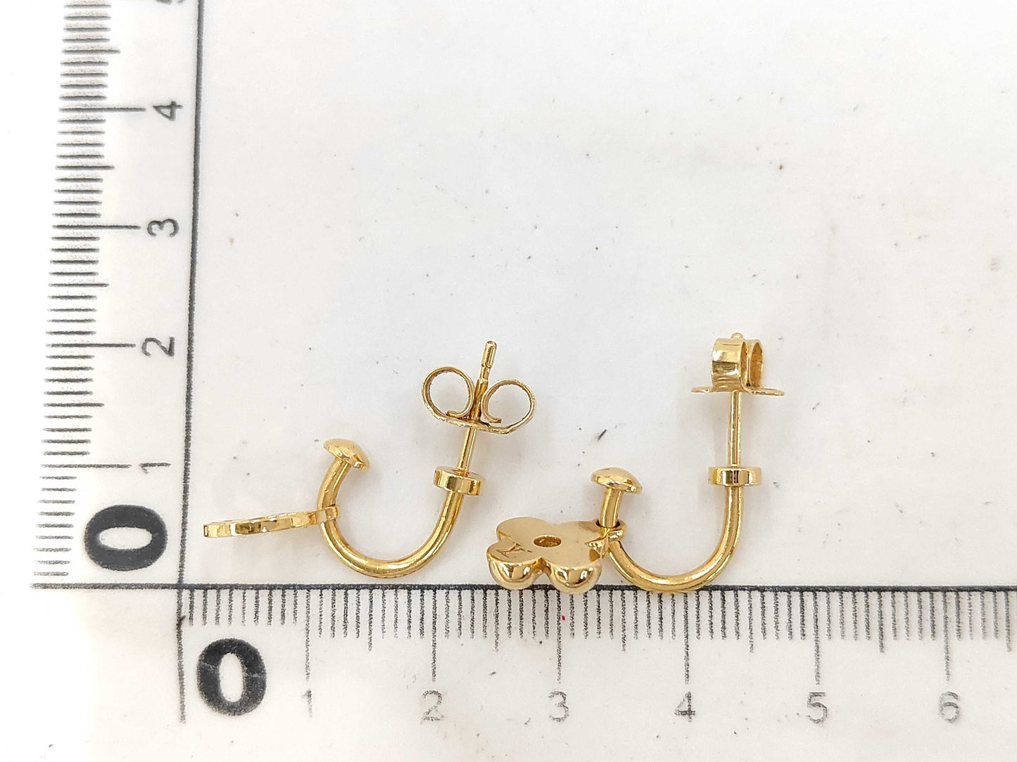 LOUIS VUITTON M64859GP Blooming Gold Earrings with Dust Bag and Box