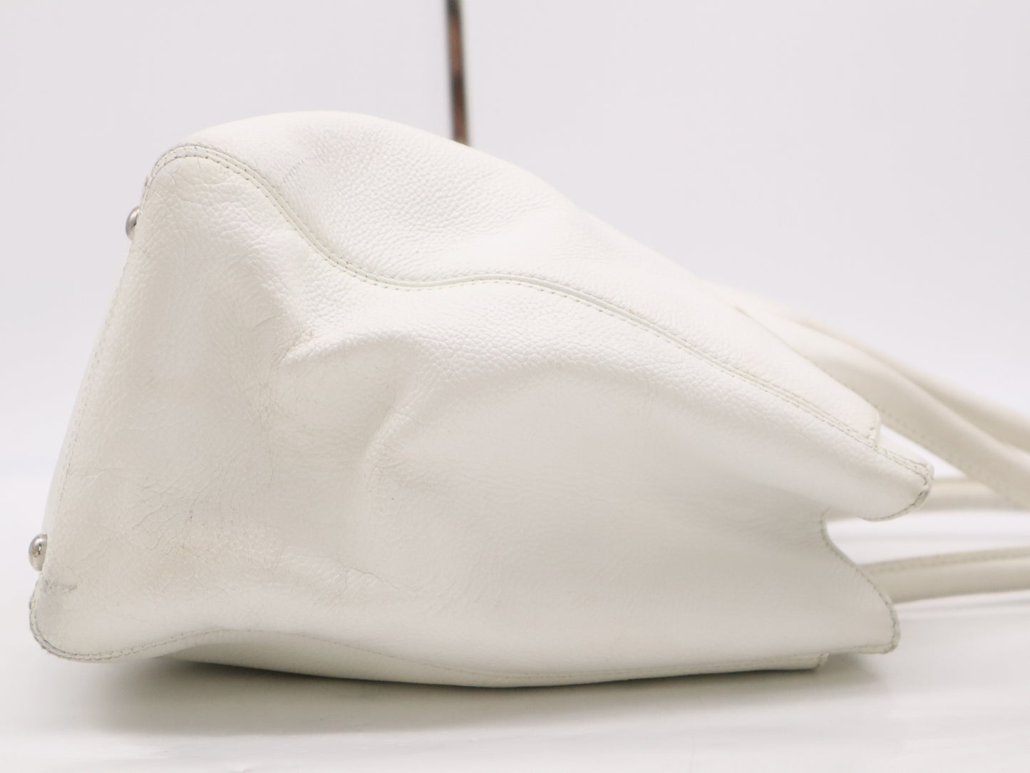 CHANEL Caviar Skin Executive Line Tote Bag, White, with Pouch, Guarantee Card, Card, and Sticker, 11932924 Tote Bag