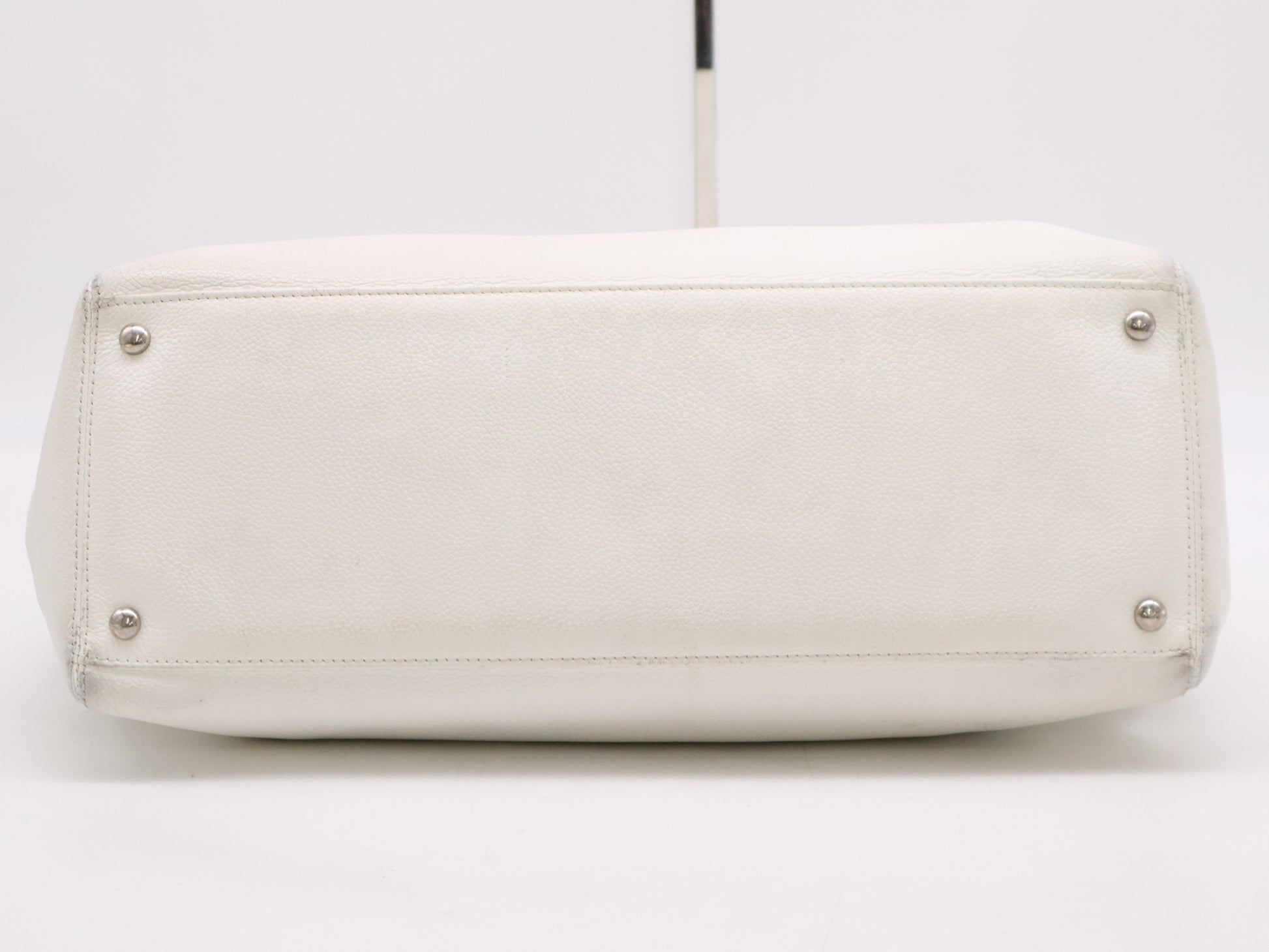 CHANEL Caviar Skin Executive Line Tote Bag, White, with Pouch, Guarantee Card, Card, and Sticker, 11932924 Tote Bag