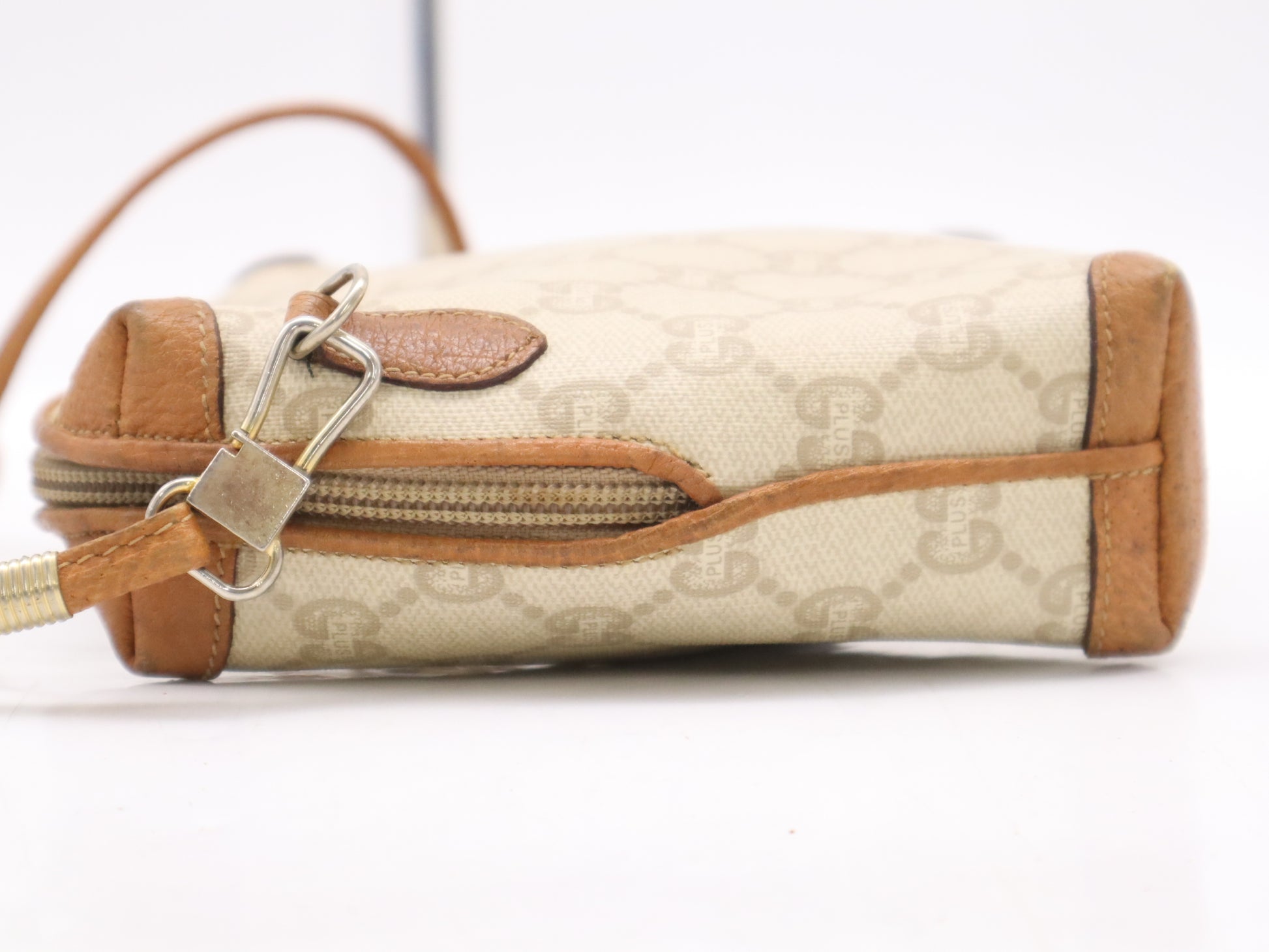 GUCCI PVC x Leather Gucci Plus Shoulder Bag Beige Brown GD Hardware Shoulder Bag