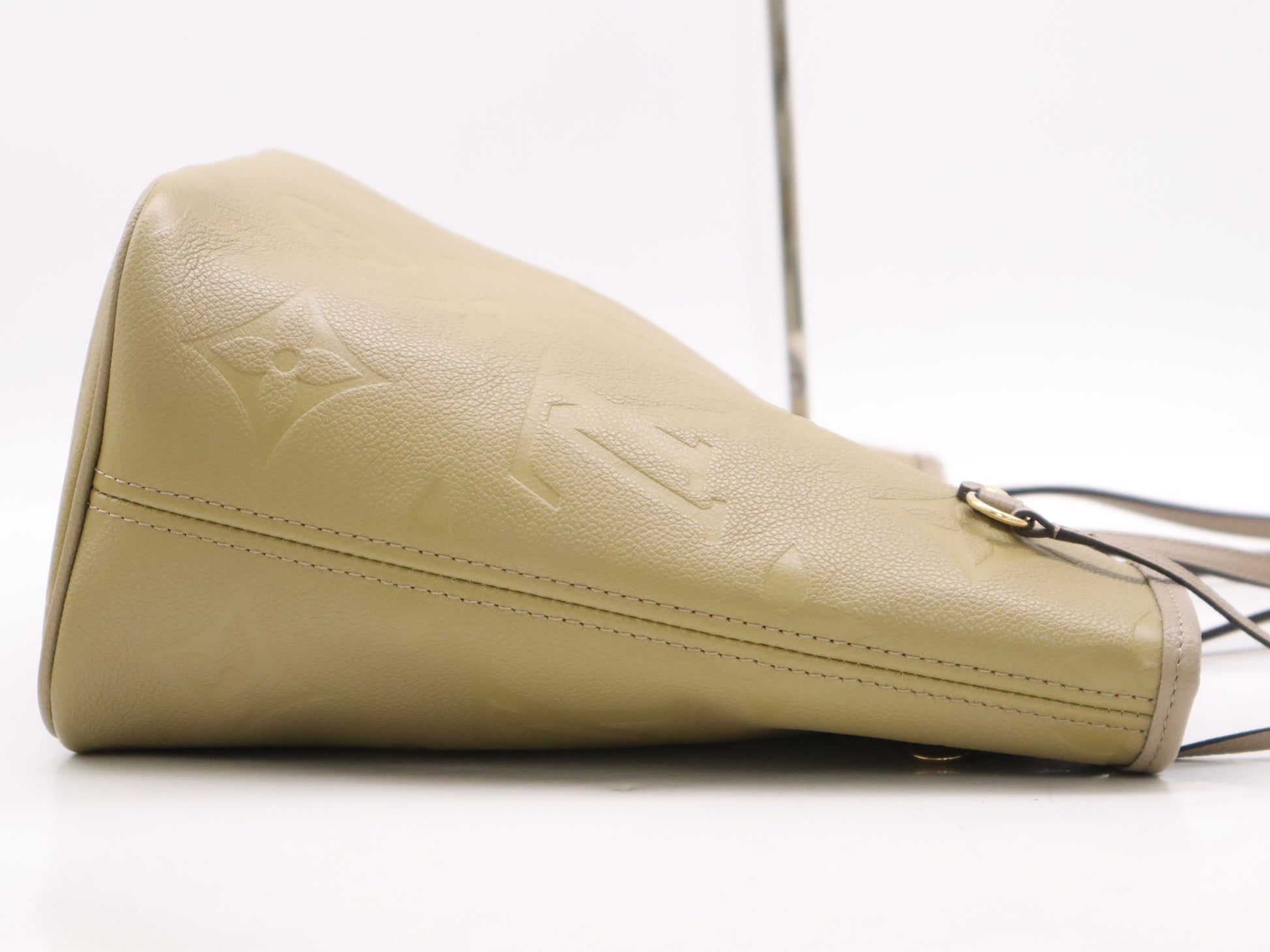 LOUIS VUITTON M45686 Empreinte Neverfull MM Tourterelle Tote Bag with Pouch and Dust Bag, RFID Verified