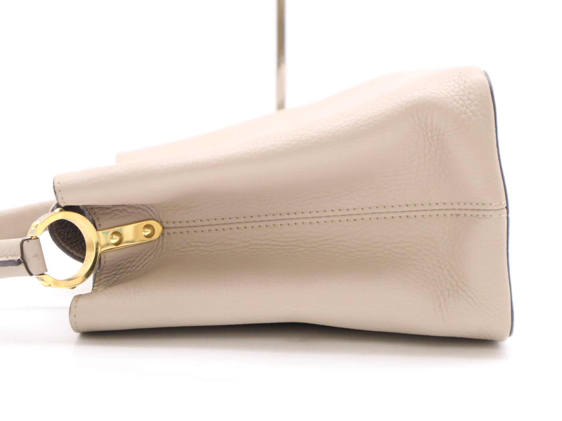 LOUIS VUITTON M94428 Taurillon Leather Capucines MM Gale Tote Bag