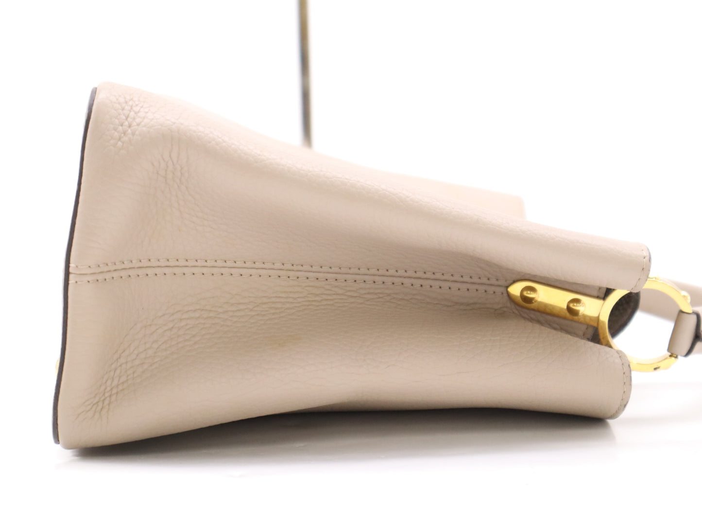 LOUIS VUITTON M94428 Taurillon Leather Capucines MM Gale Tote Bag