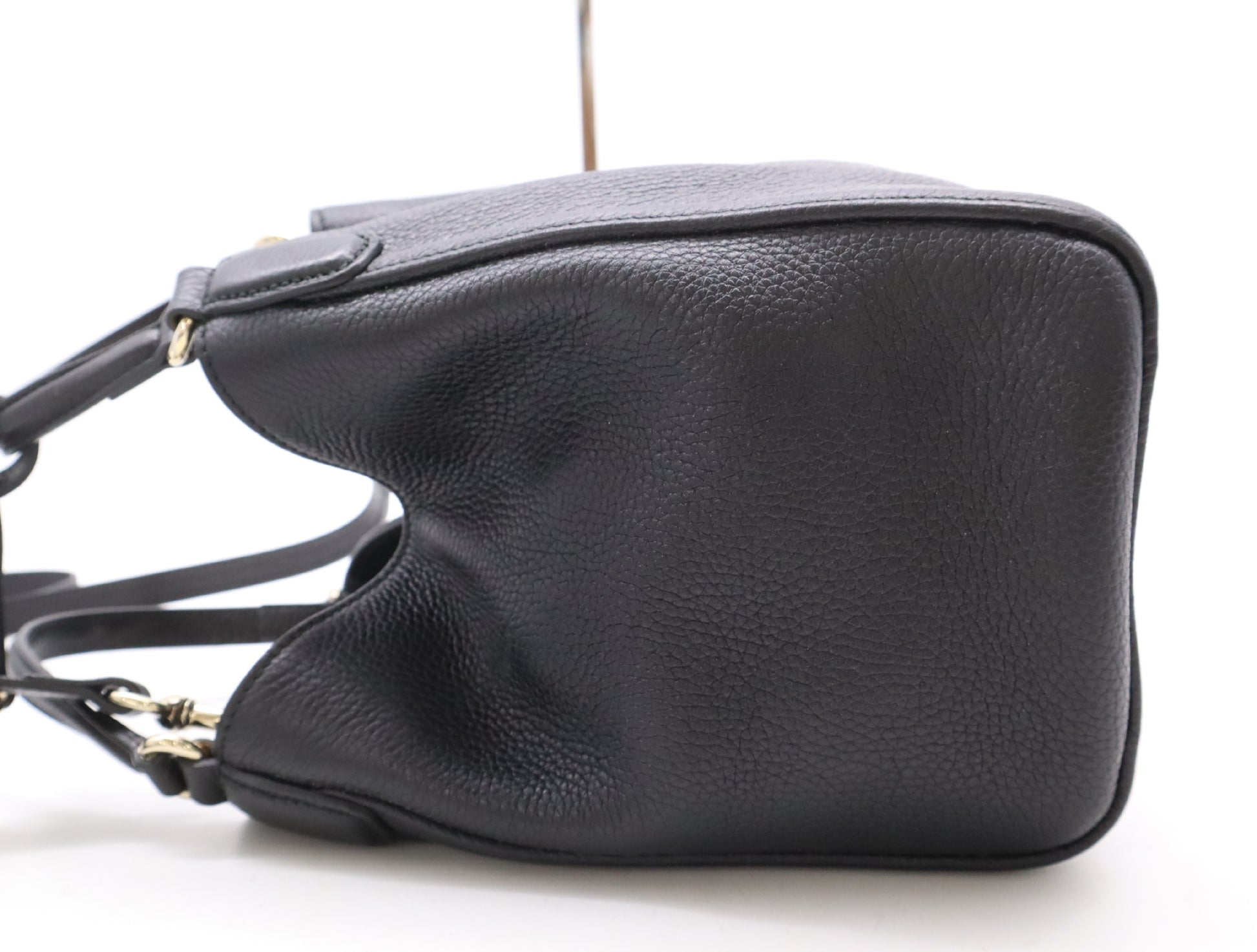 GUCCI Leather Soho Interlocking G 2-Way Handbag with Shoulder Strap and Fringe