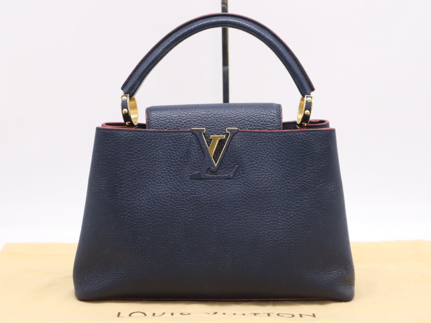 LOUIS VUITTON M52693 Taurillon Leather Capucines MM Marine Rouge Handbag with Dust Bag