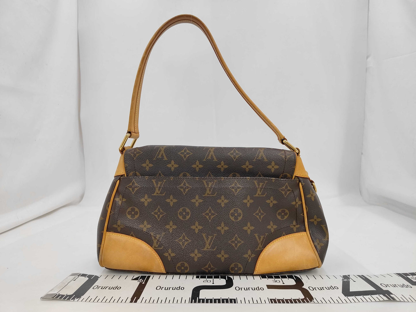LOUIS VUITTON M40121 Monogram Beverly MM Shoulder Bag