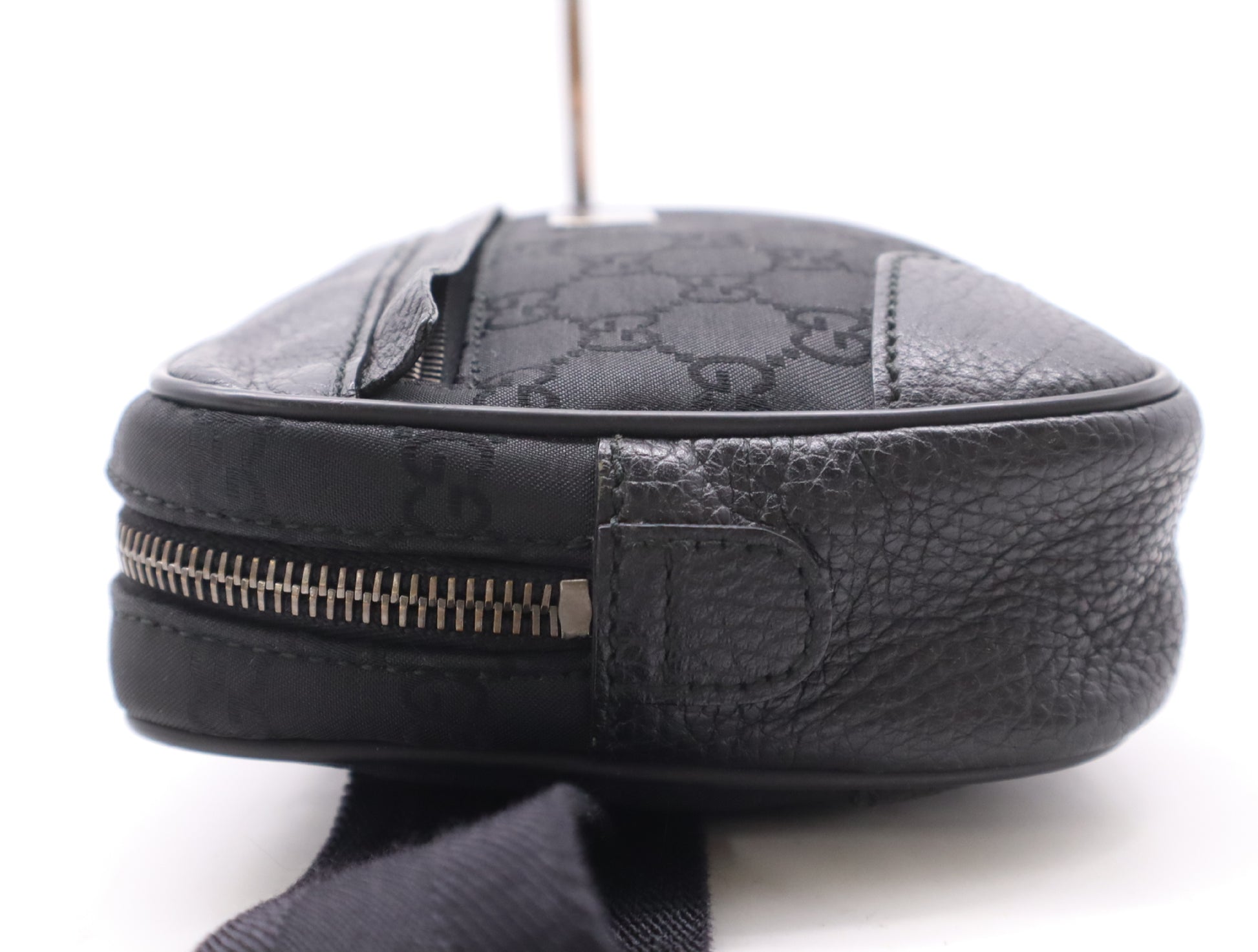 GUCCI 336672 Nylon/Leather GG Nylon Body Bag Black Waist Bag