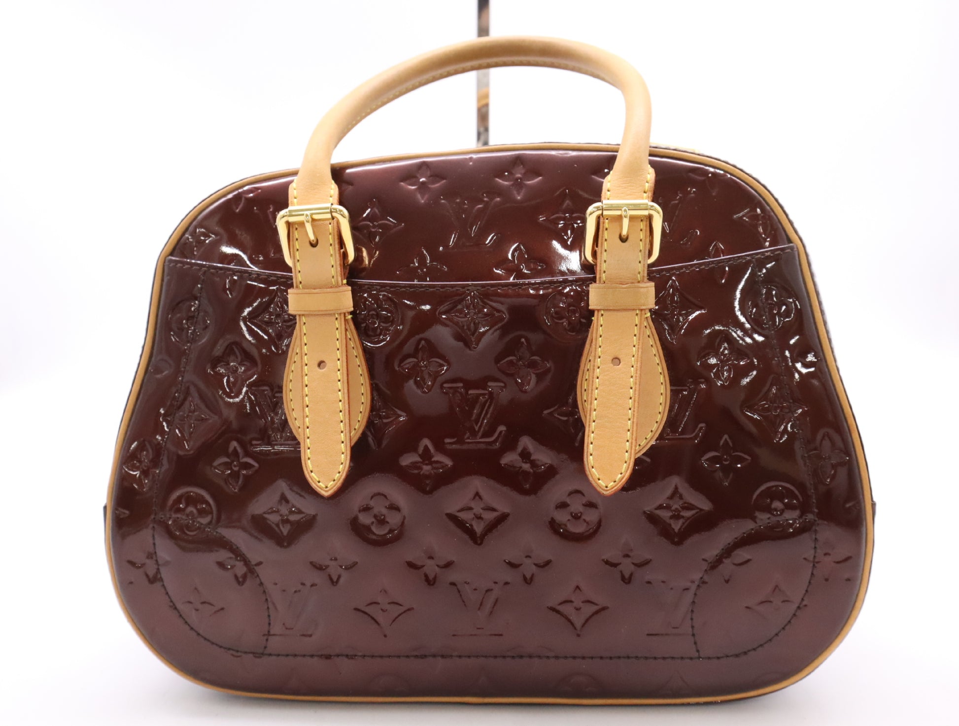 LOUIS VUITTON M93516 Vernis Summit Drive Amaranth Handbag