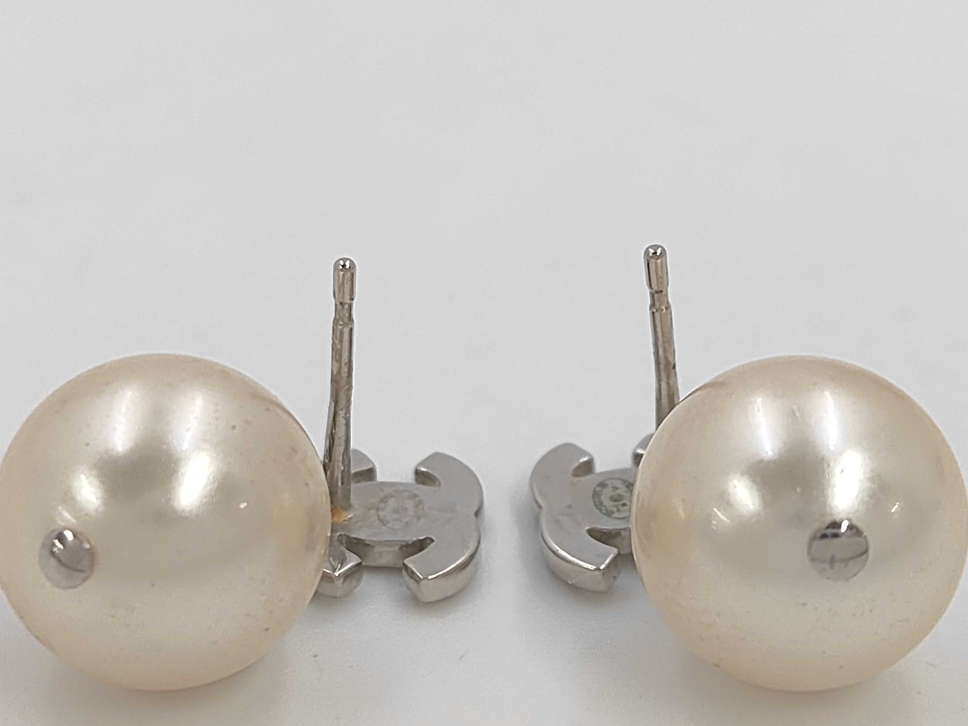 CHANEL Coco Mark Pearl Earrings Pair B17V Earrings