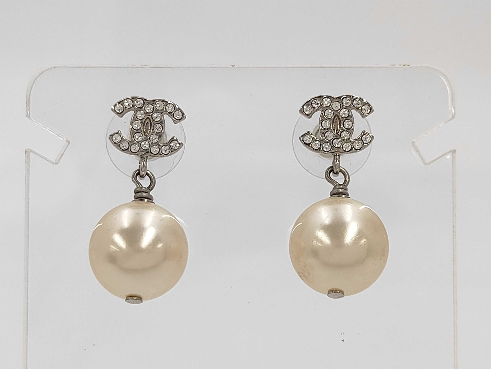 CHANEL Coco Mark Pearl Earrings Pair B17V Earrings