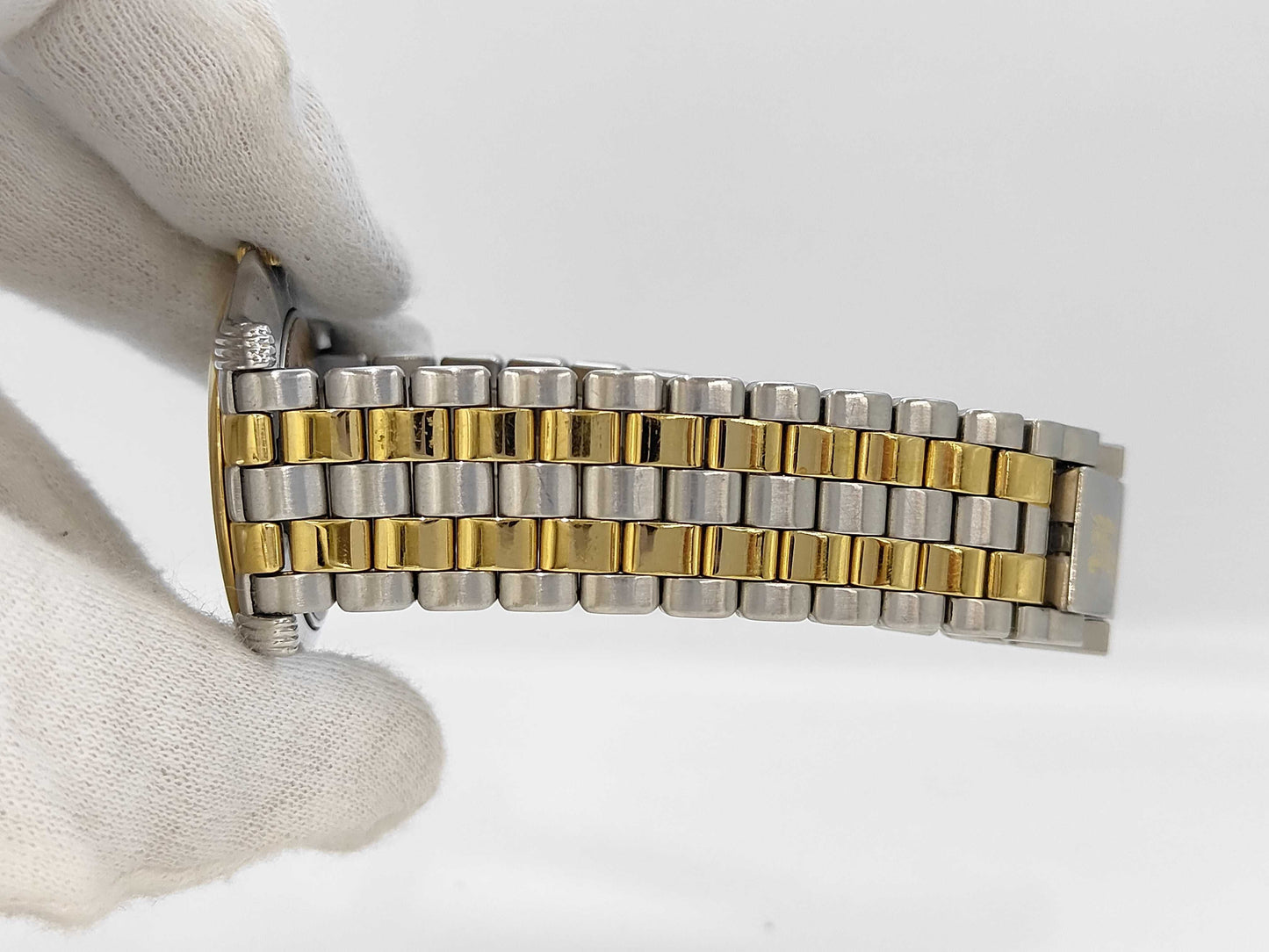 BURBERRY 4620-E64197 003976 Quartz Women's Watch